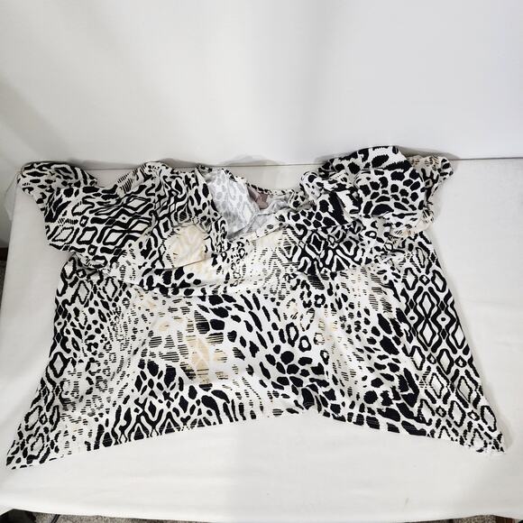 Chico's Women's Top Size XL Animal Print Sharkbite 3/4 Sleeve Pullover V Neck - Picture 7 of 11